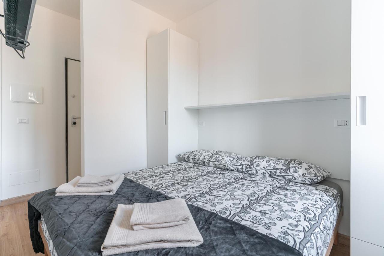 Cimiano Suite 21, New Apartment Milão Exterior foto